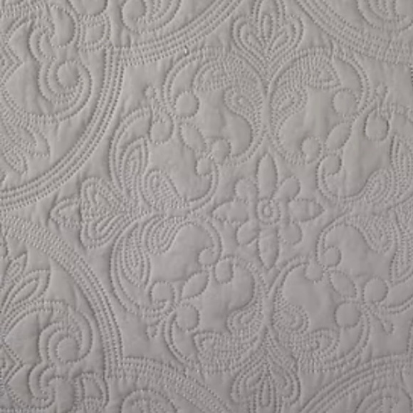 Quilt Twin, By JC Penney Home Expressions Harper.  Color is Warsaw Grey. NWT - Picture 2 of 5